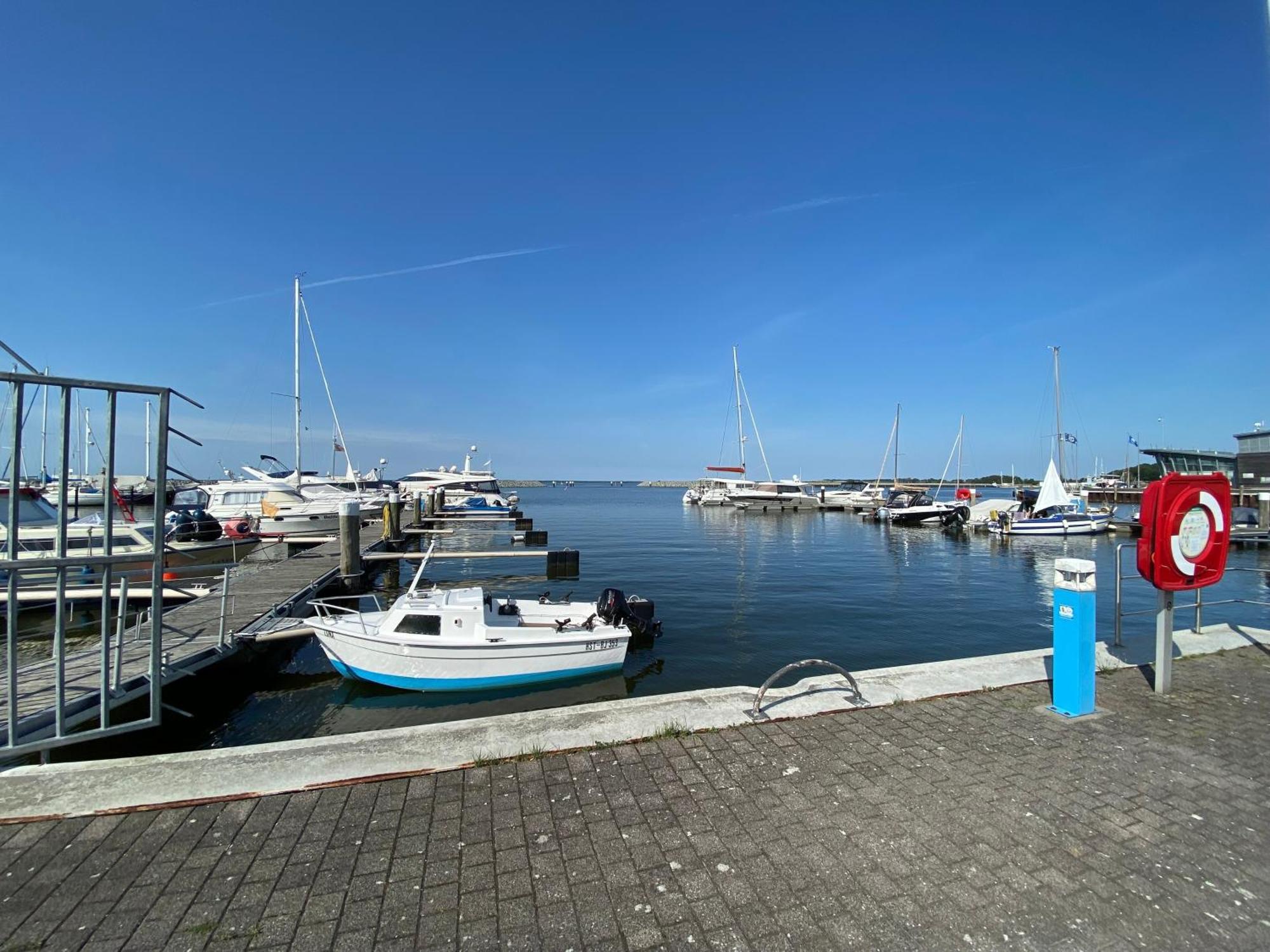 Ferienwohnung "Boddenland" Barth Buitenkant foto